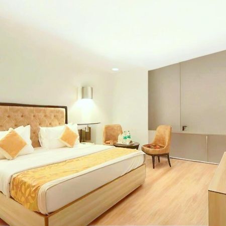 ניו דלהי Hotel Almora Inn - Near By Delhi International Airport - With Free Airport Pickup And Drop מראה חיצוני תמונה