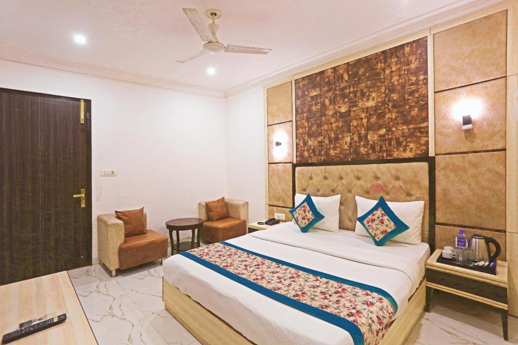 ניו דלהי Hotel Almora Inn - Near By Delhi International Airport - With Free Airport Pickup And Drop מראה חיצוני תמונה