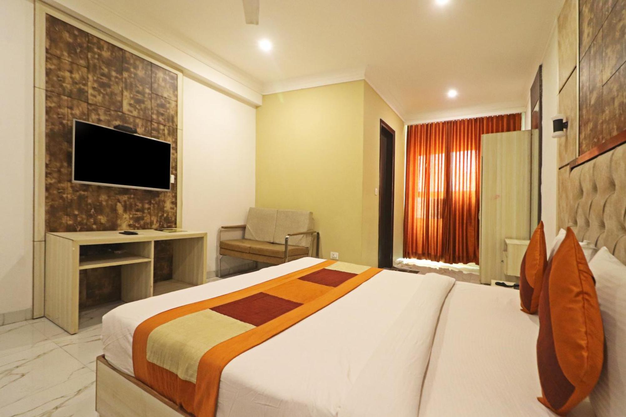 ניו דלהי Hotel Almora Inn - Near By Delhi International Airport - With Free Airport Pickup And Drop מראה חיצוני תמונה