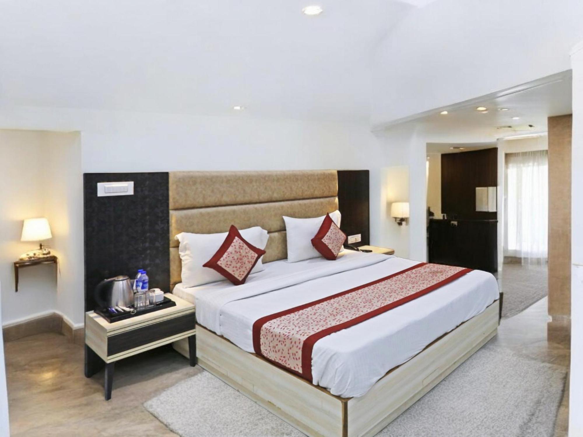 ניו דלהי Hotel Almora Inn - Near By Delhi International Airport - With Free Airport Pickup And Drop מראה חיצוני תמונה